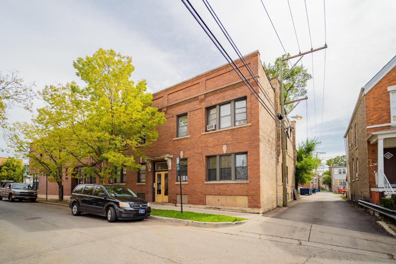 3-Bedroom Gem Apt With In-Unit Laundry - Lawndale 1 & 2 Rep Chicago Eksteriør bilde